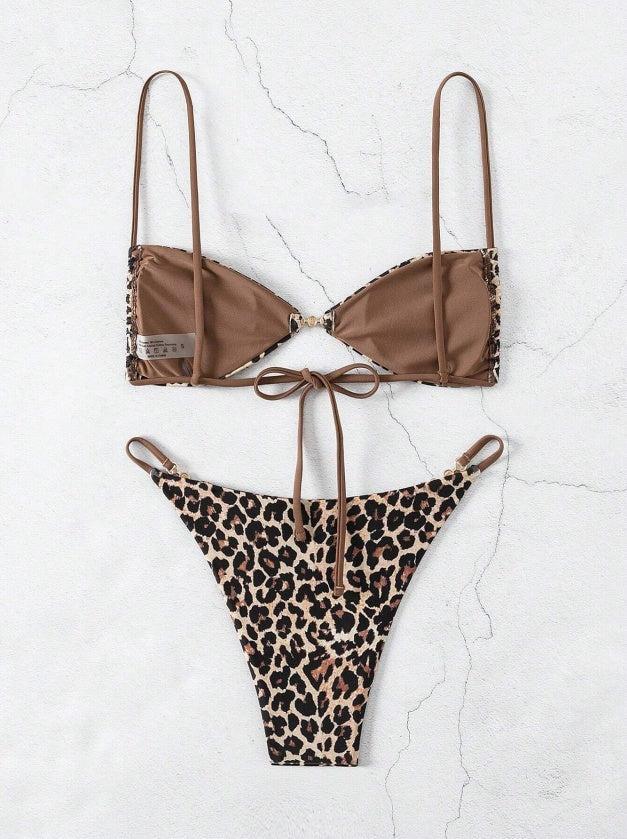 Women's Two-Piece Casual Swimsuit with Decorative Details – Stylish & Unique