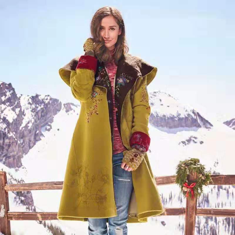 Woolen Trench Coat in Oat