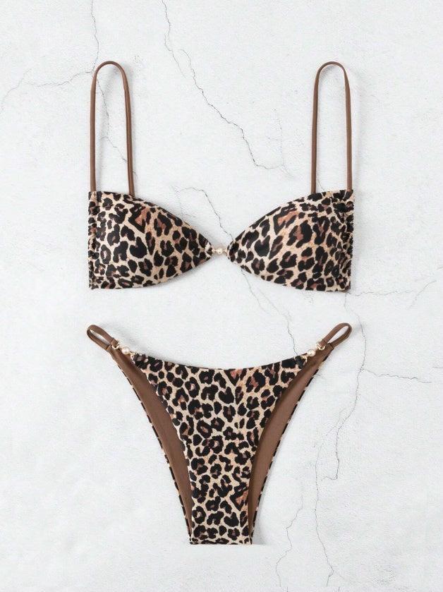 Women's Two-Piece Casual Swimsuit with Decorative Details – Stylish & Unique