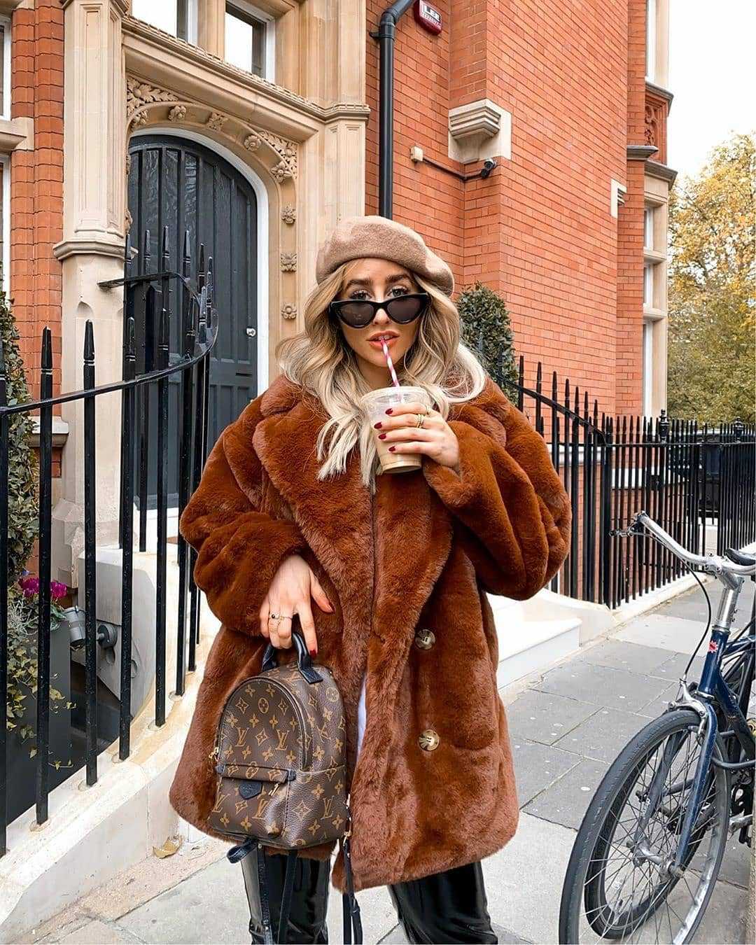 Effortless Warmth: Baggy Leisure Coat