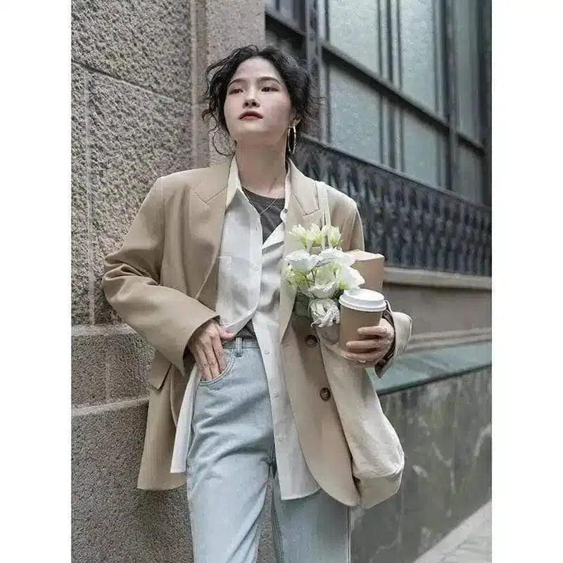 Trendy Women's Blazers – Elegant and Casual Looks-Deciduous Yellow-2