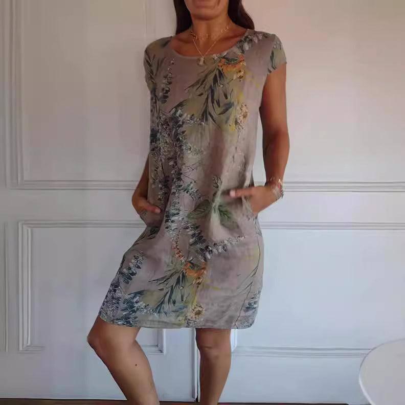 Round Neck Loose Short Sleeves Printed Dress-3